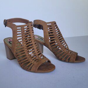 Guess Block Heel Straps Sandals. Size 9M